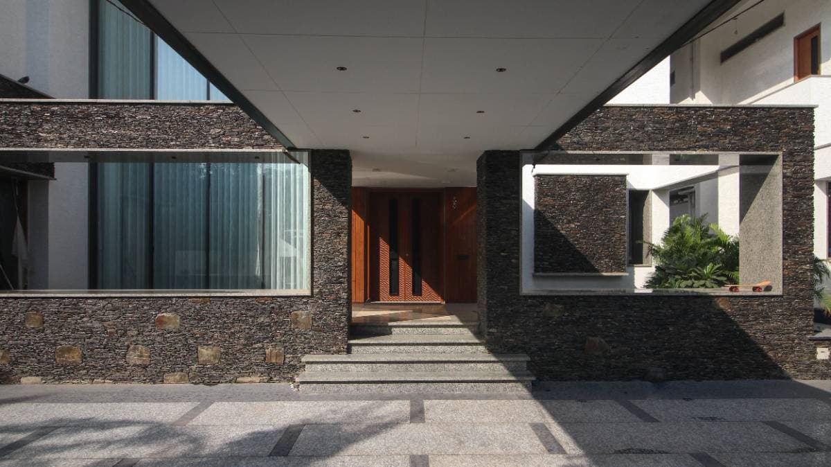 SHREE VINAYAK RESIDENCE